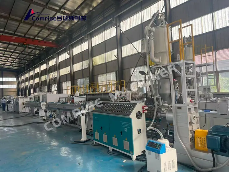 Prosperum Tentatio Curre: ABA III-Layer PPR Pipe Machina Transit cum volitantibus Coloribus: Dual-propositum Design etiam Handles PE Pipe Productio