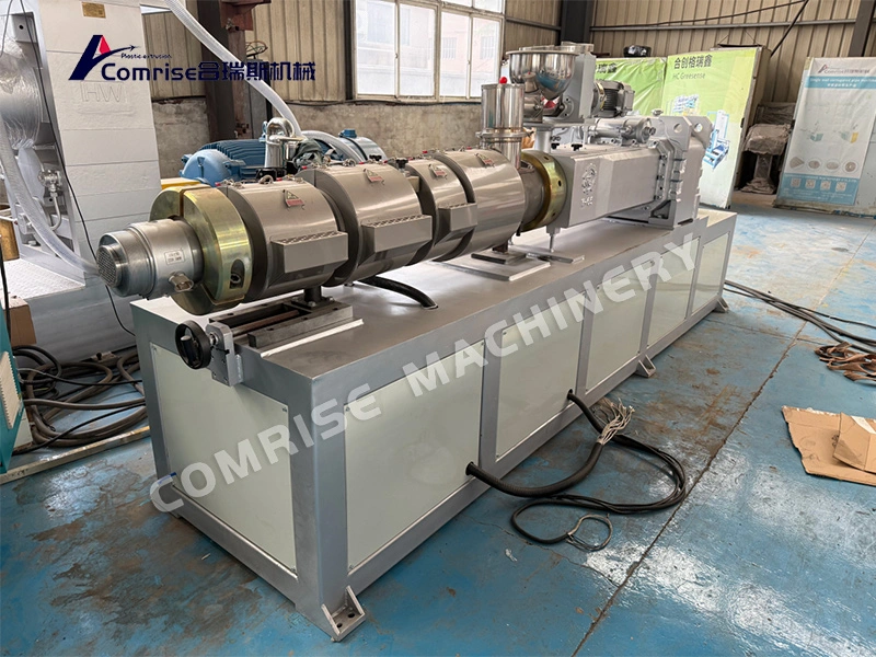 PVC quattuor apparatus fistulae perfecti probatio, apparatus bene currens PVC quattuor apparatus fistulae perfecti probatio, apparatus bene currens